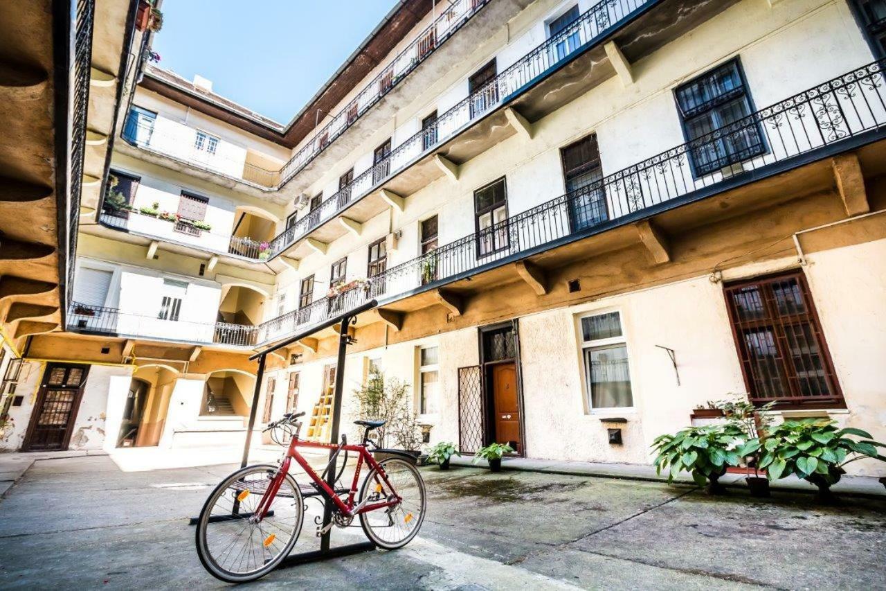 Amazon Near The Famous Party Boulevard Apartman Budapest