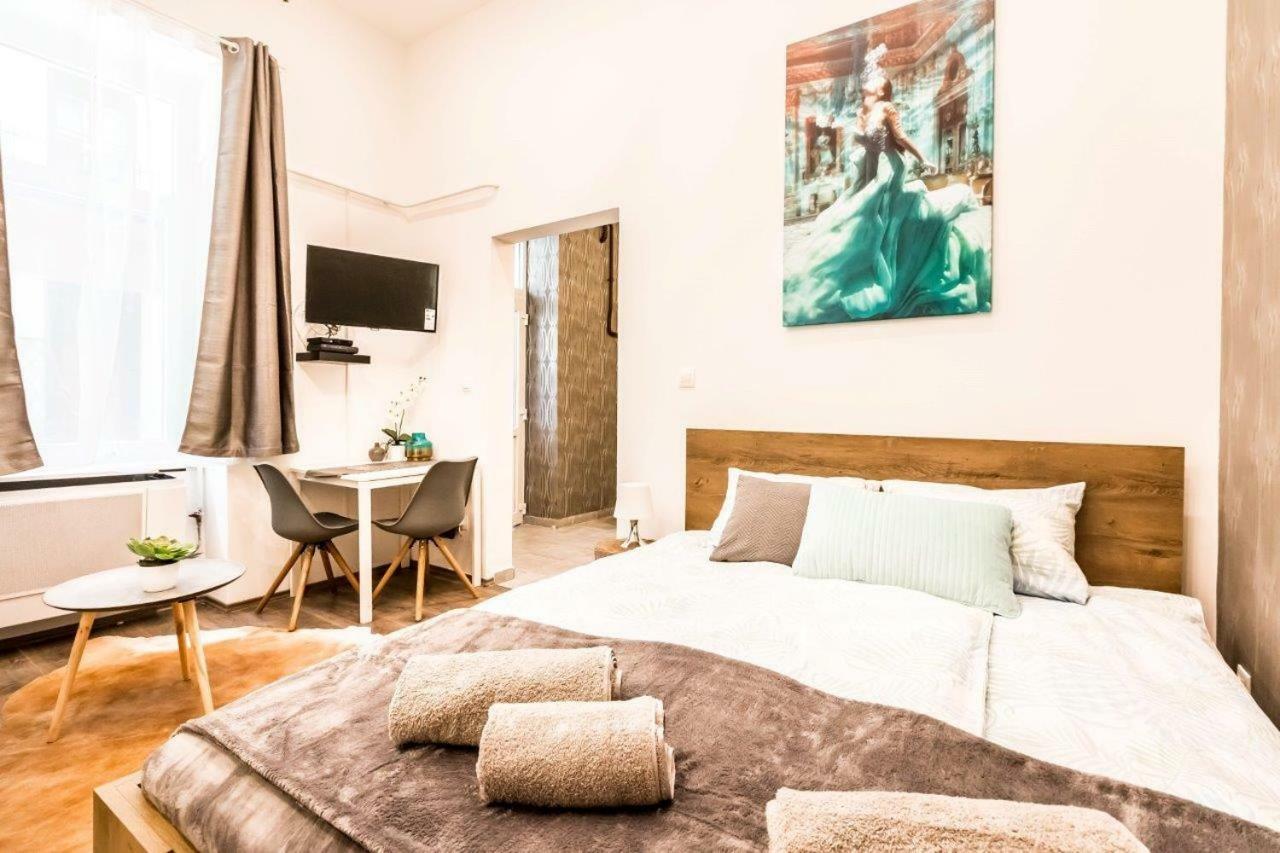 Amazon Near The Famous Party Boulevard Apartman Budapest