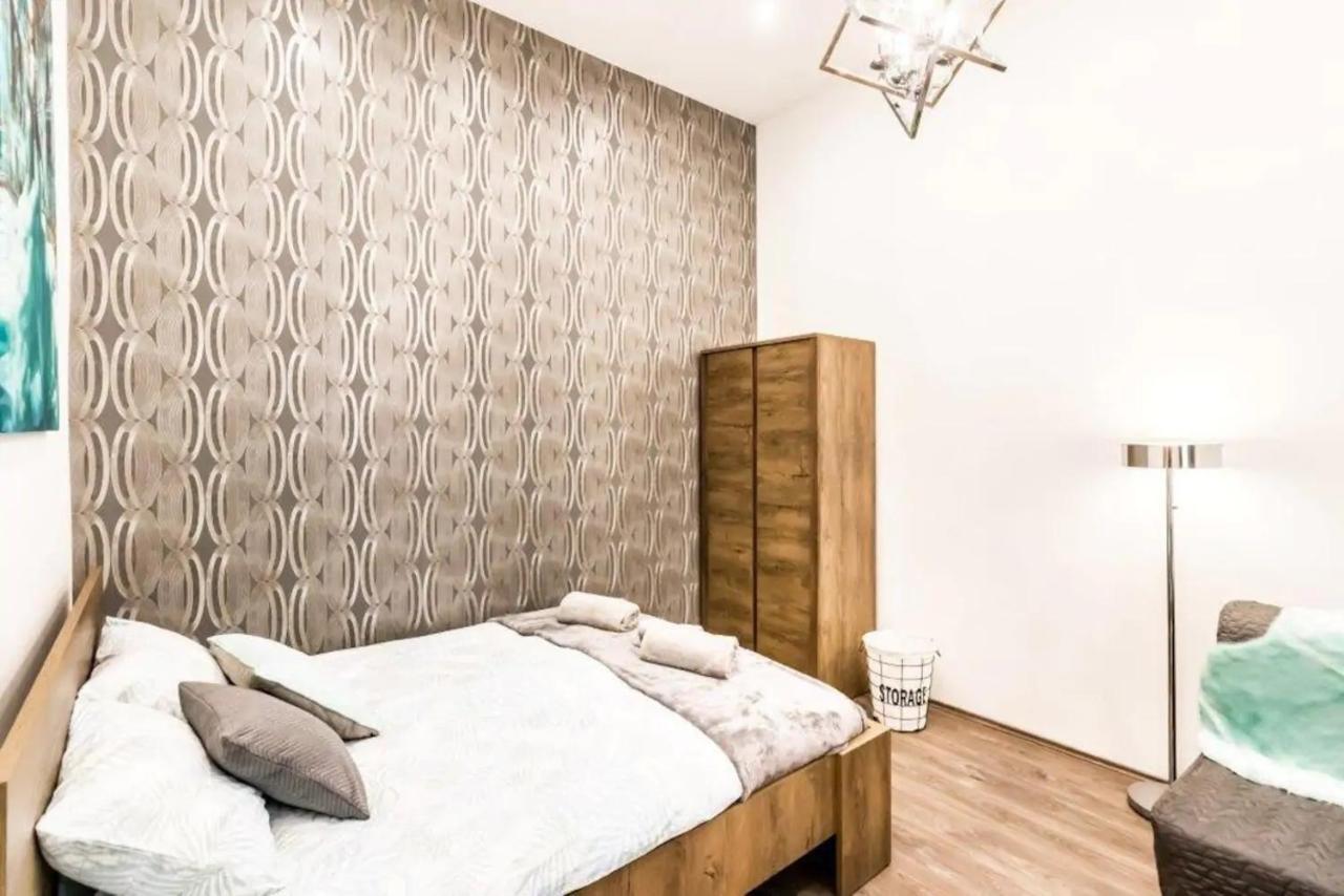 Apartament Amazon Near The Famous Party Boulevard Budapesta